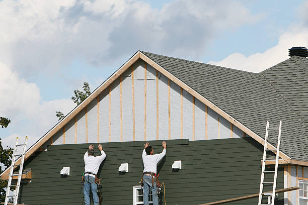Professional Siding Replacement technician working in Flagtown, NJ